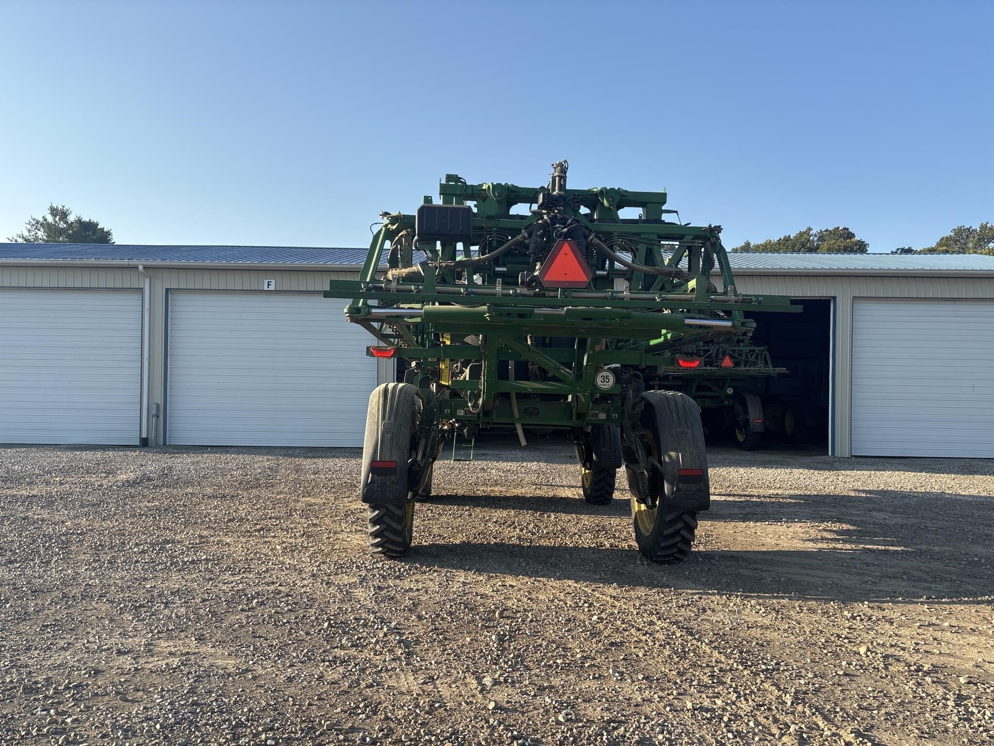 2022 John Deere 410R Self-Propelled Sprayer