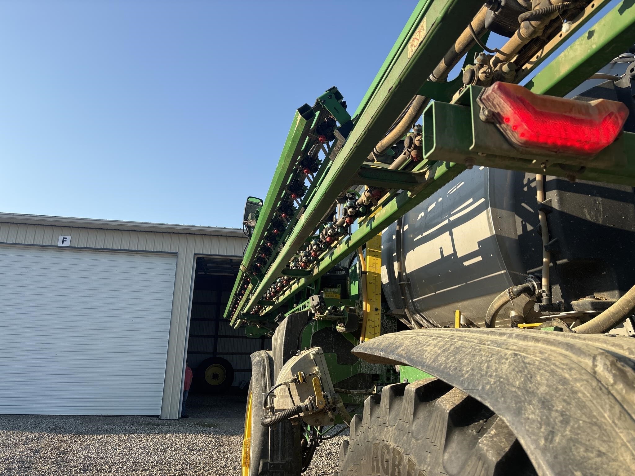 2022 John Deere 410R Self-Propelled Sprayer