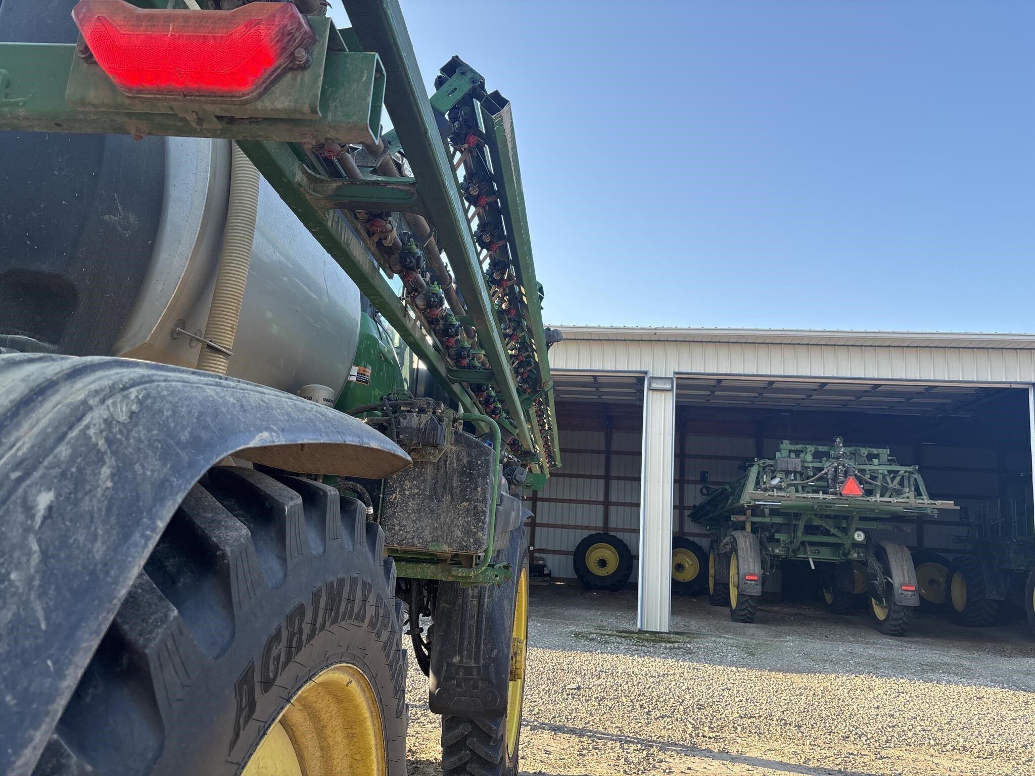 2022 John Deere 410R Self-Propelled Sprayer
