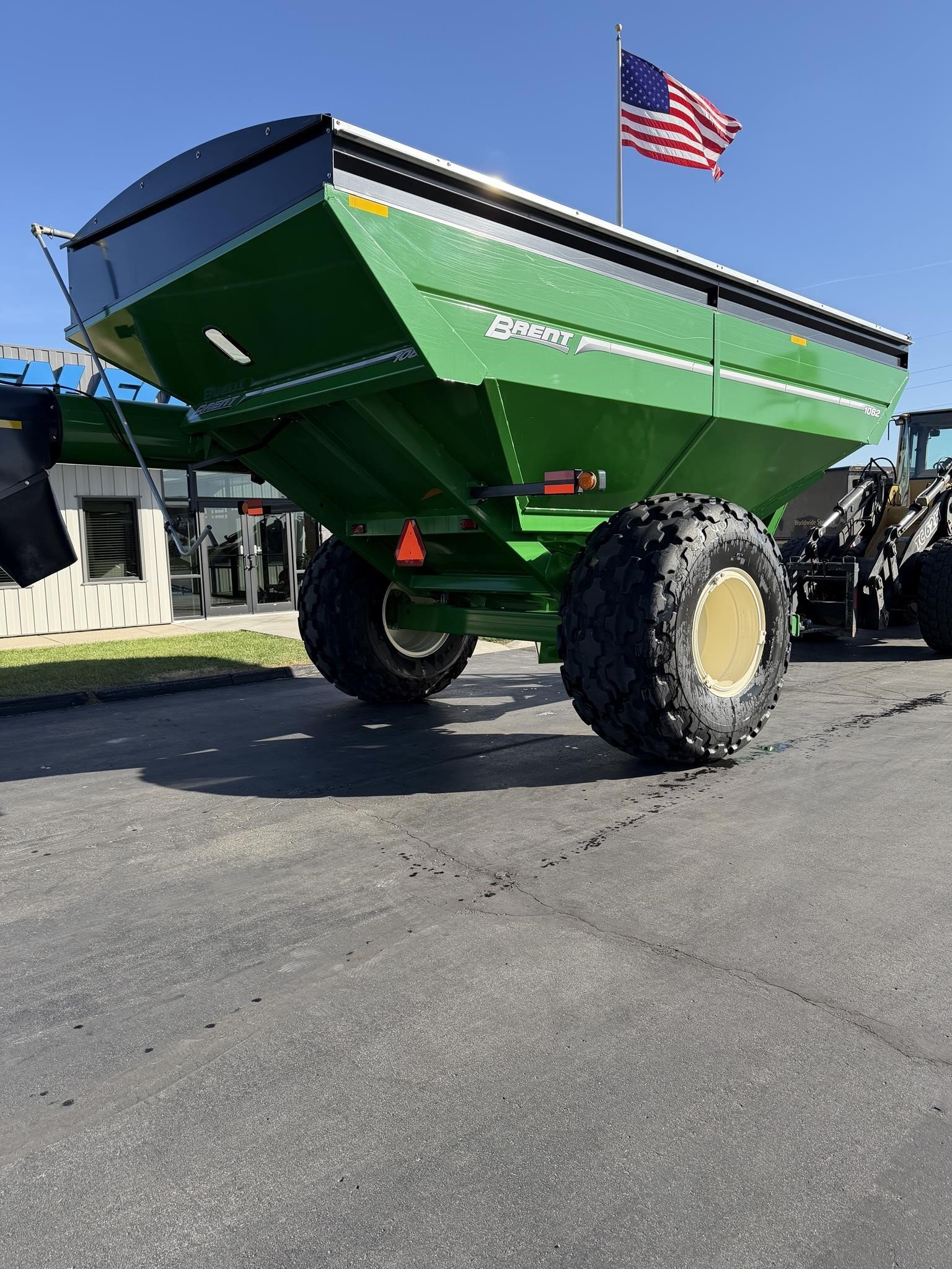 2015 Brent 1082 Grain Cart