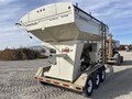 2022 Unverferth 3755 Seed Tender