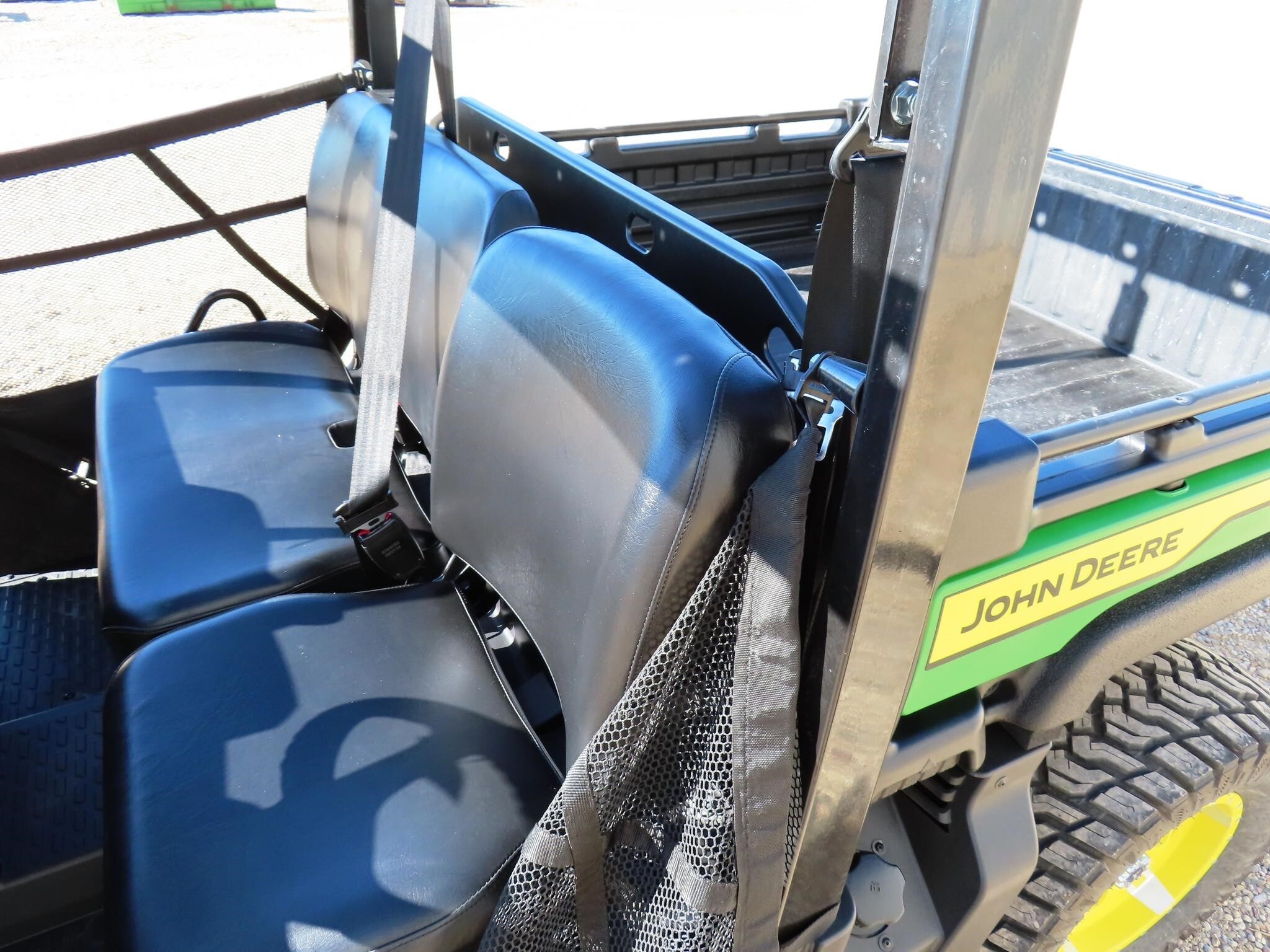 2024 John Deere XUV 835M ATVs and Utility Vehicle