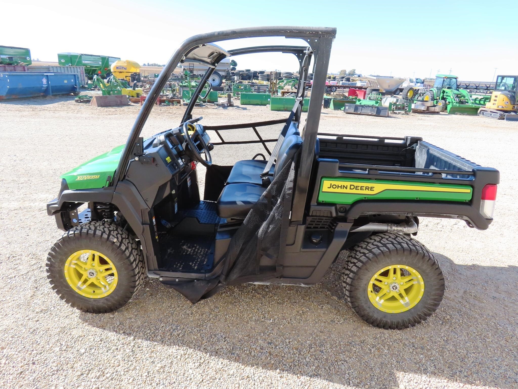 2024 John Deere XUV 835M ATVs and Utility Vehicle