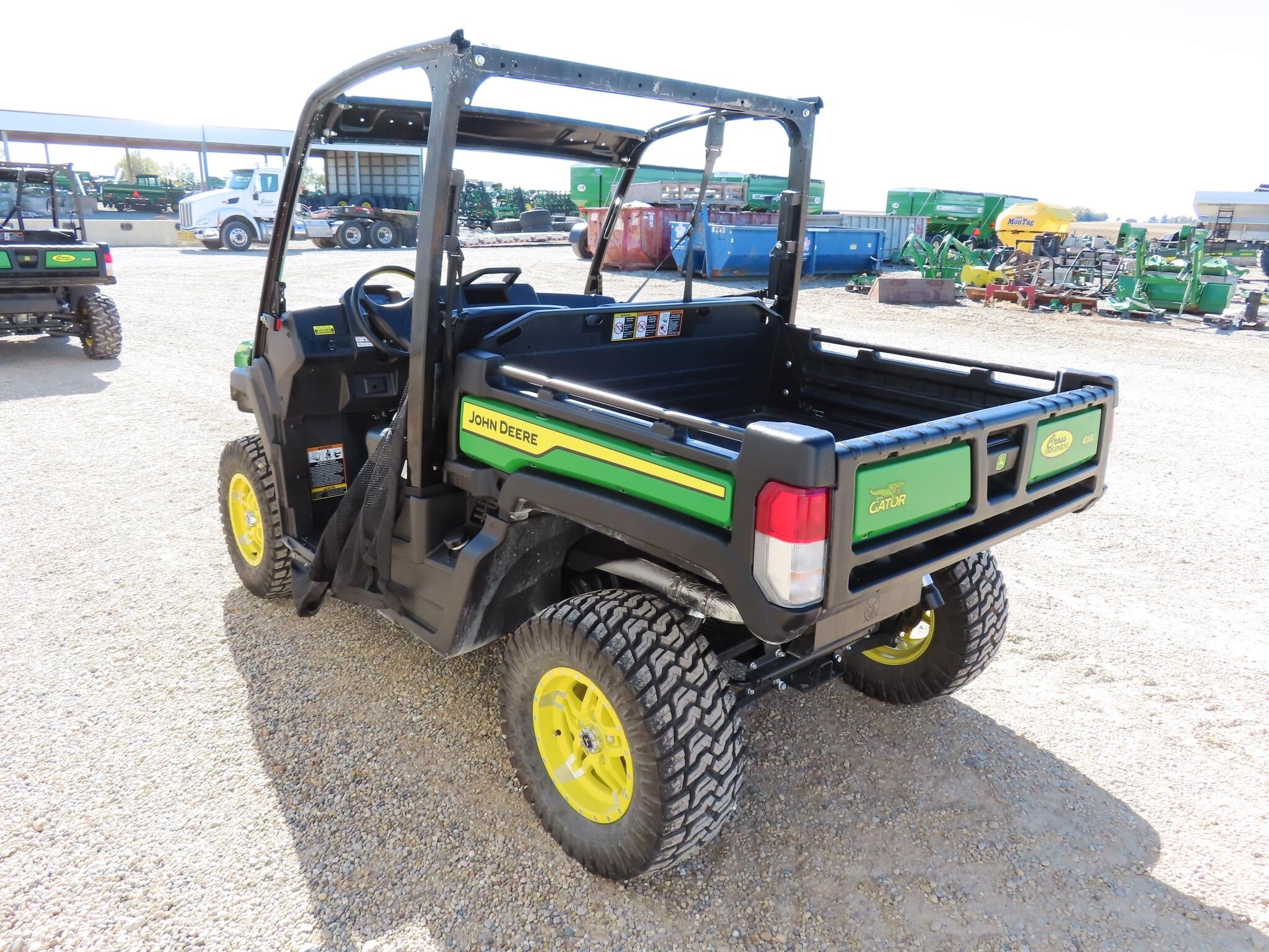 2024 John Deere XUV 835M ATVs and Utility Vehicle
