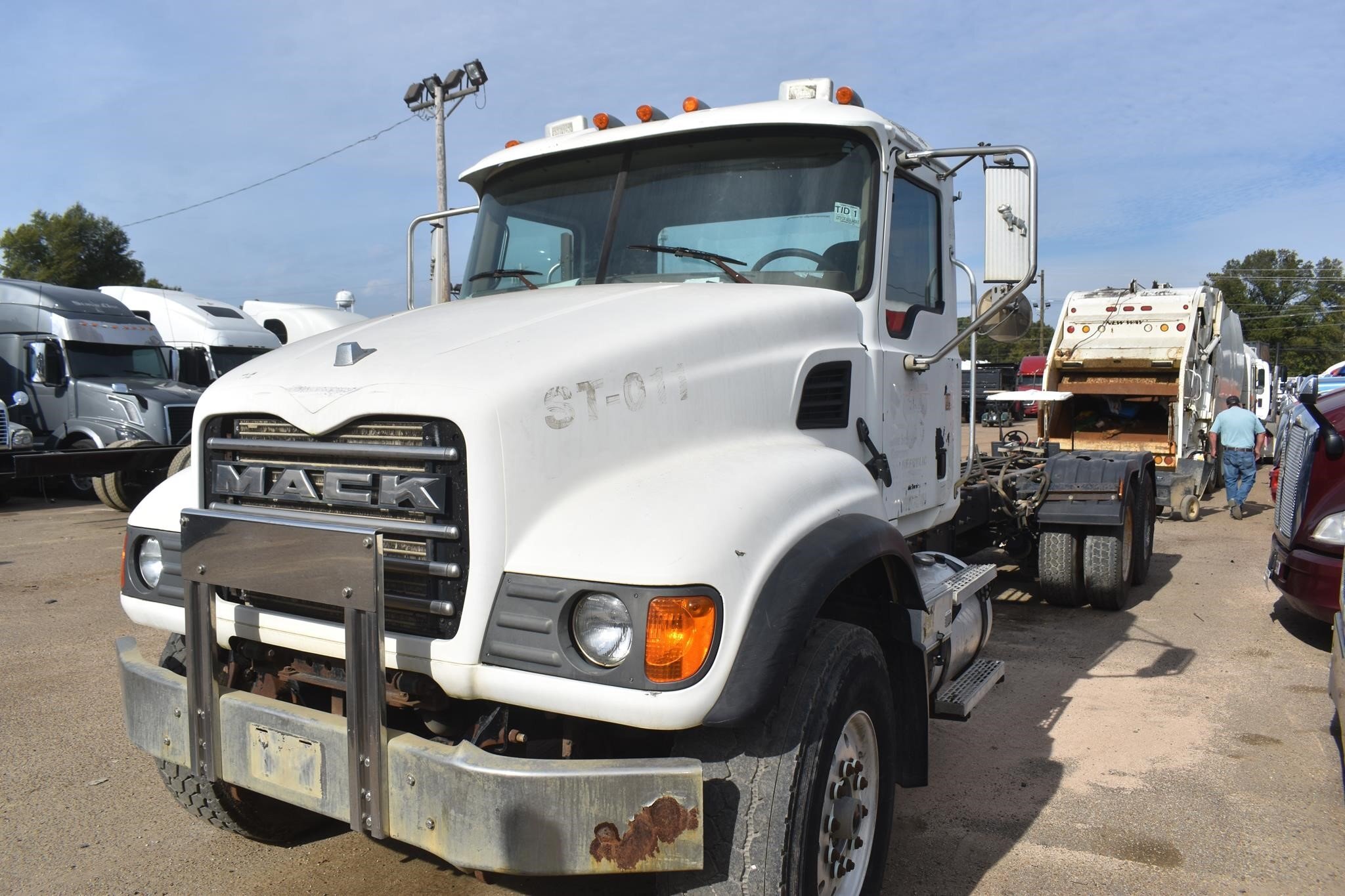 2007 Mack Granite CV713 Dump Trucks/Trailer