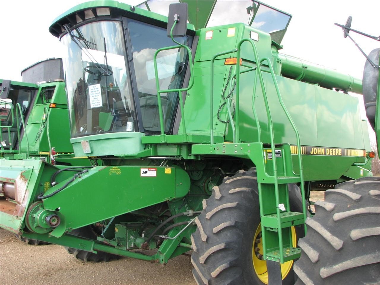 1993 John Deere 9500 Combine