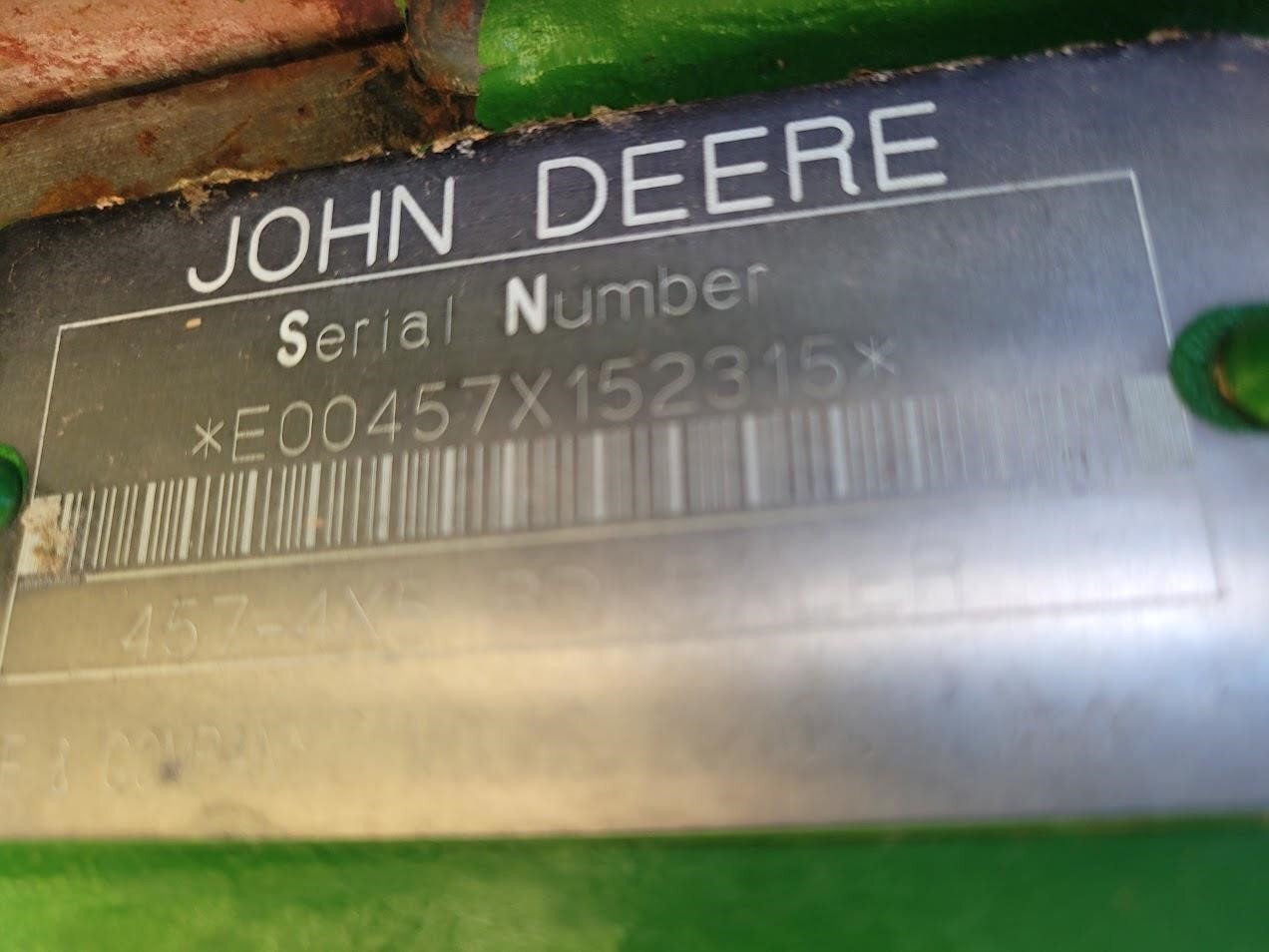 2001 John Deere 457 Round Baler