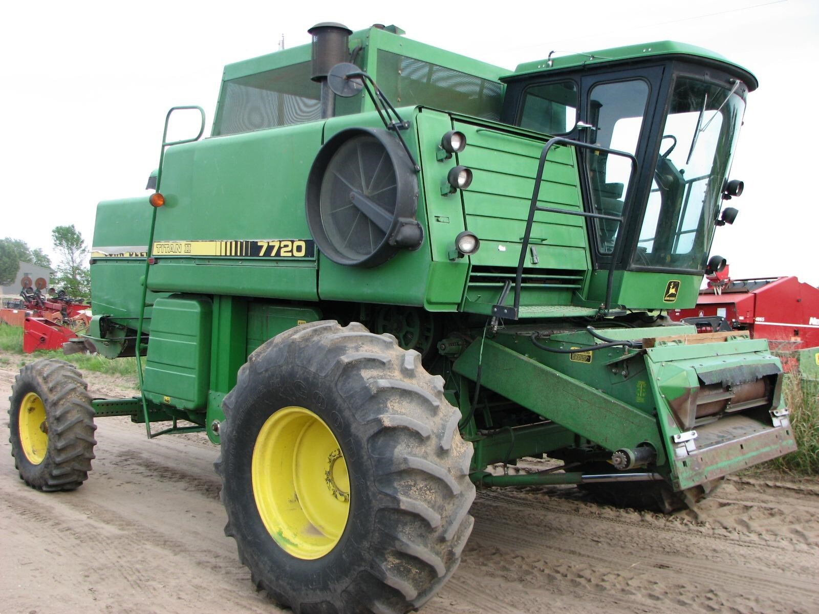 1988 John Deere 7720 Titan II Combine - $12,000 | Machinery Pete