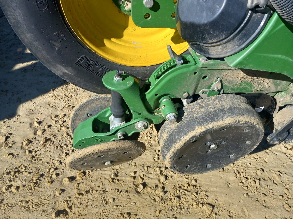2024 John Deere 1775NT Planter
