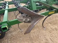 2014 John Deere 2210 Field Cultivator