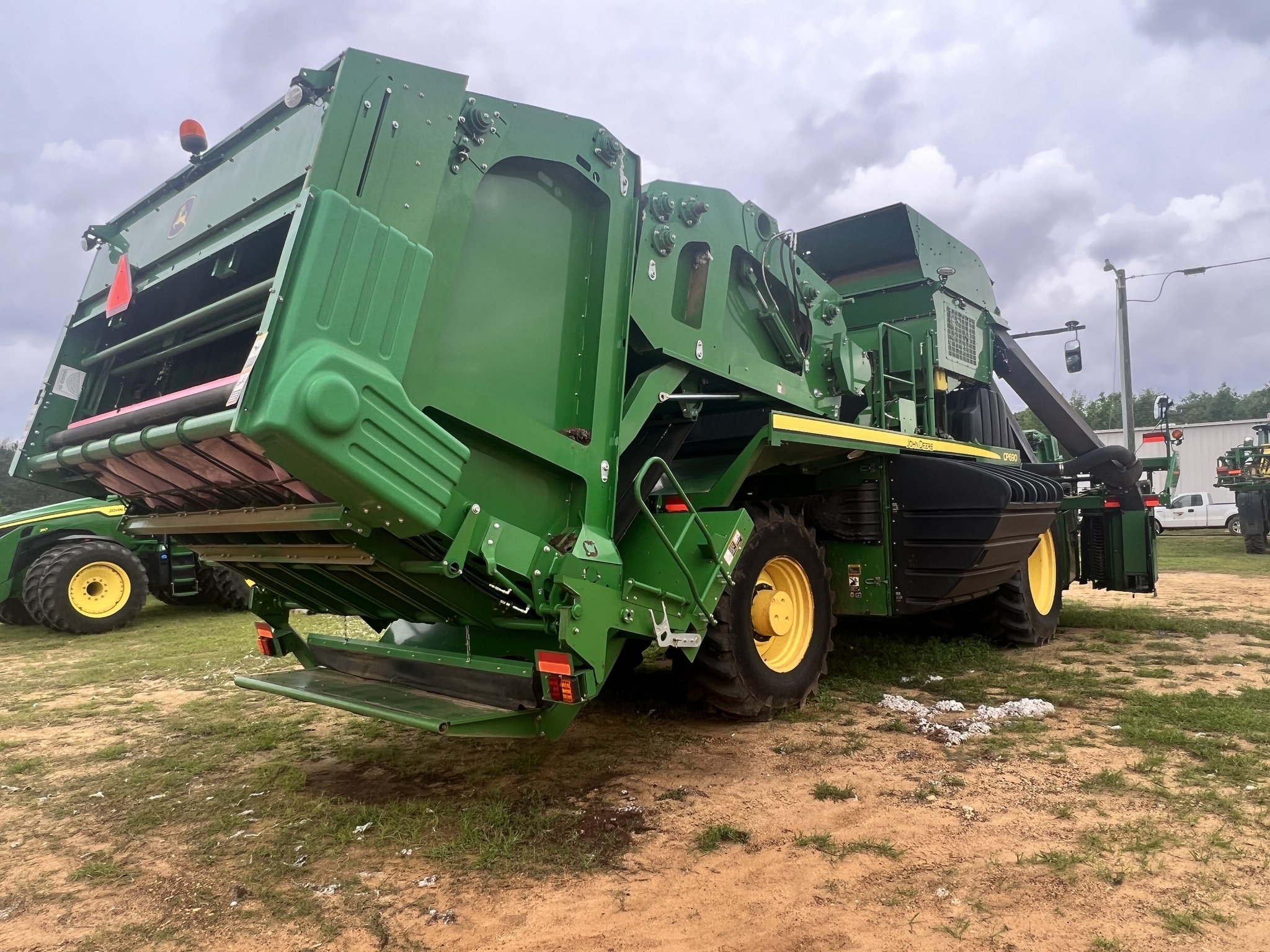 2019 John Deere CP690 Cotton Equipment