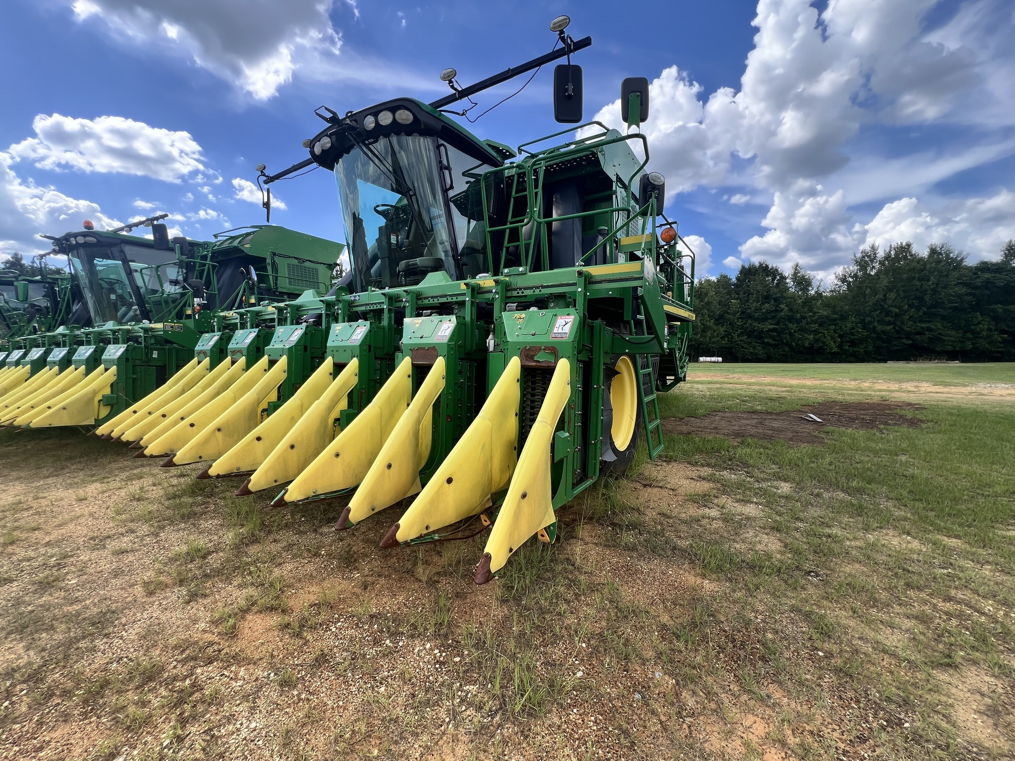 2019 John Deere CP690 Cotton Equipment