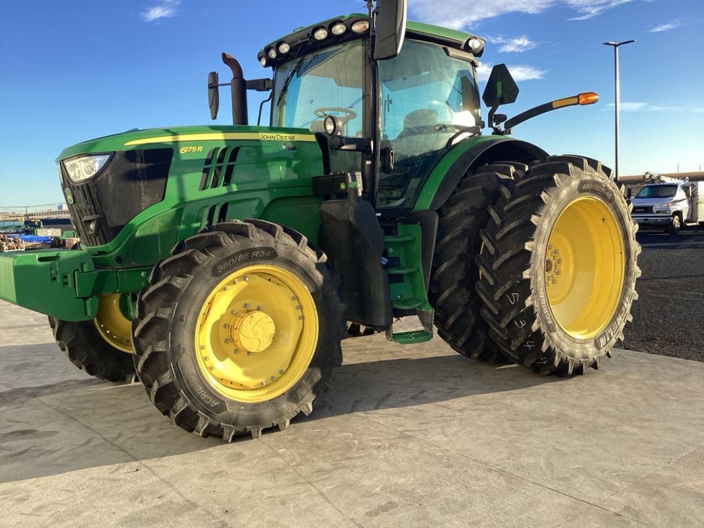 2022 John Deere 6175R Tractor