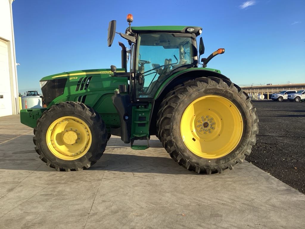 2022 John Deere 6175R Tractor