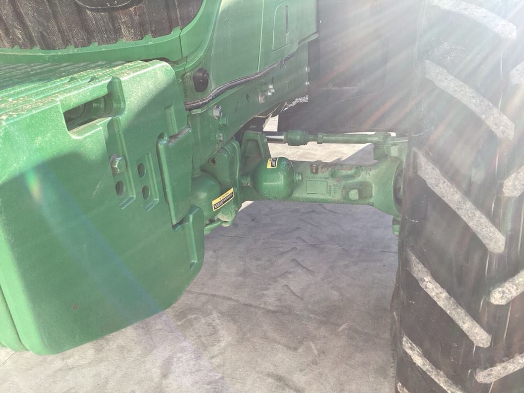 2022 John Deere 6175R Tractor