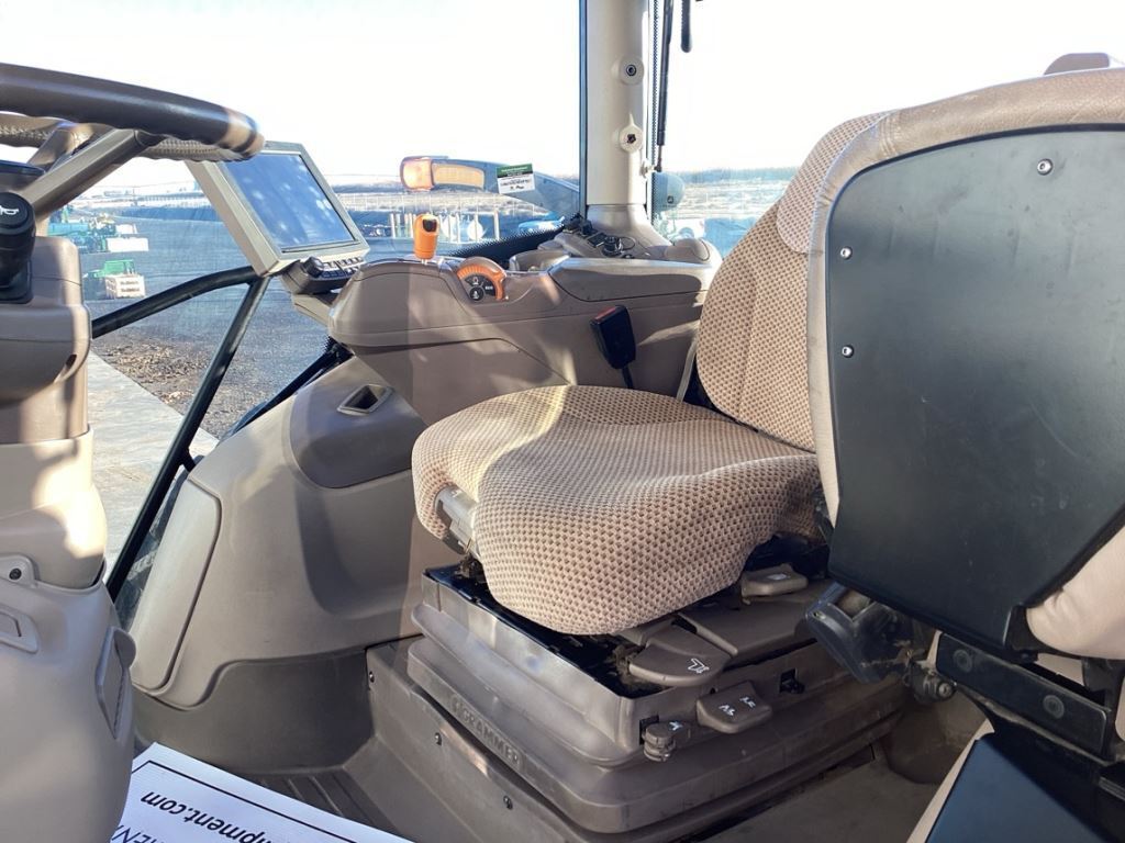 2022 John Deere 6175R Tractor