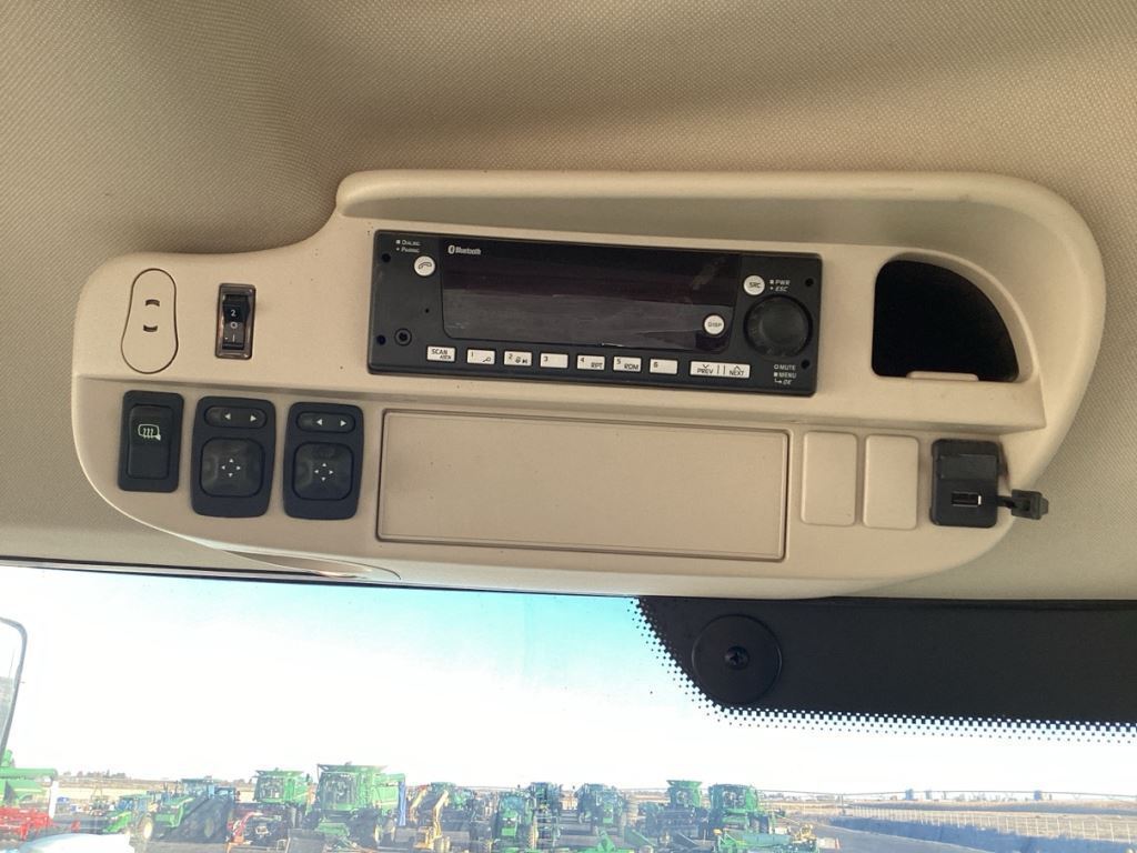 2022 John Deere 6175R Tractor