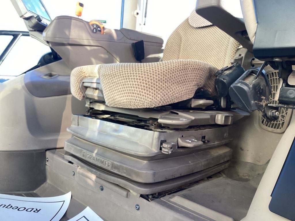 2022 John Deere 6175R Tractor