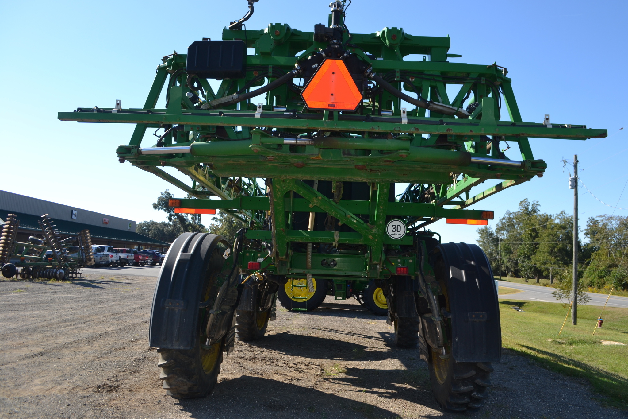 2017 John Deere R4030 Self-Propelled Sprayer