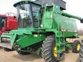 1989 John Deere 9500 Combine