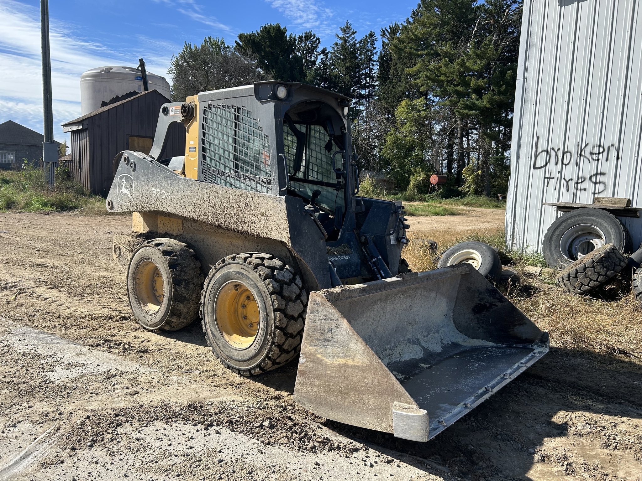 2022 Deere 320G Skid Steer