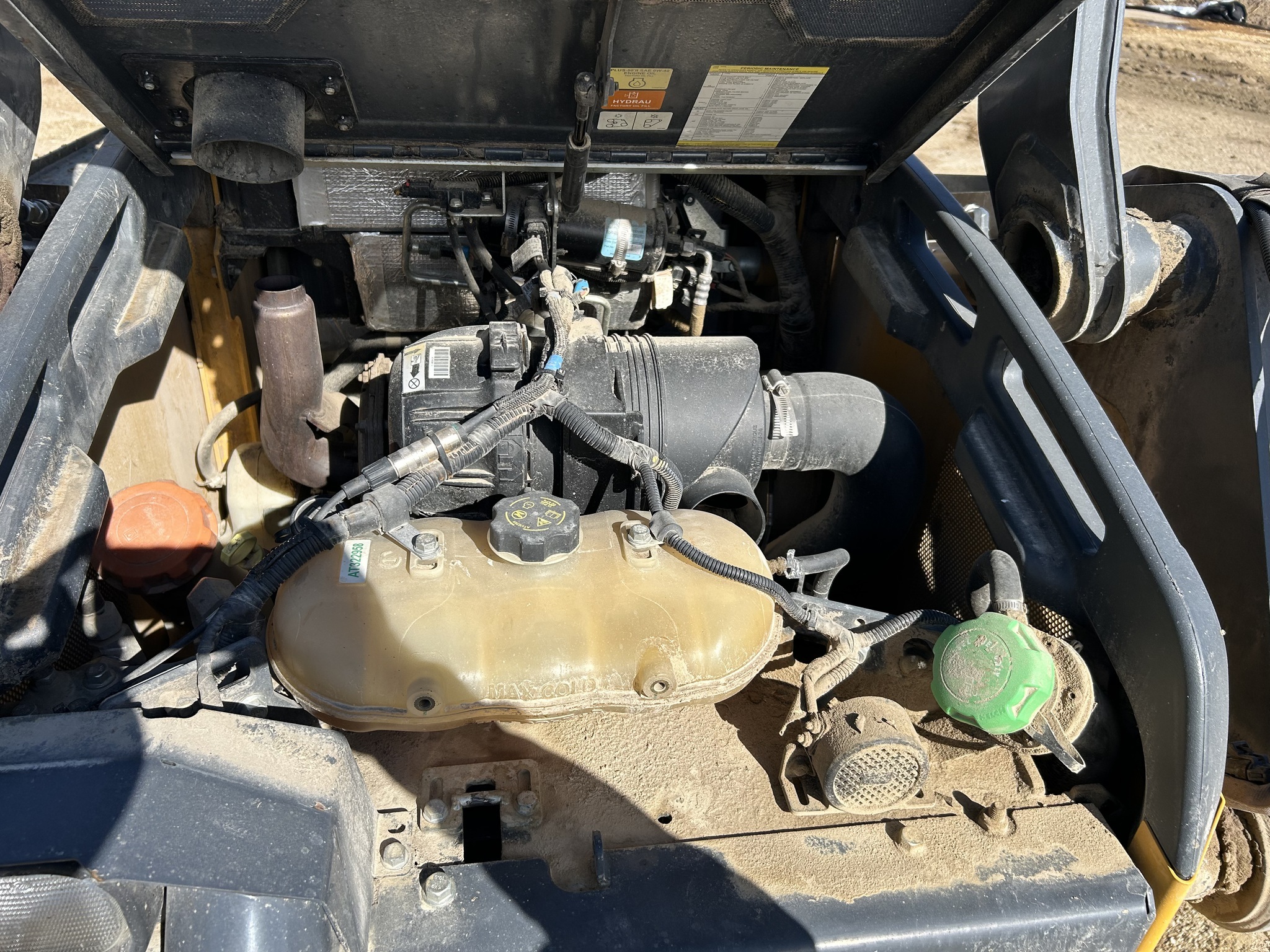 2022 Deere 320G Skid Steer