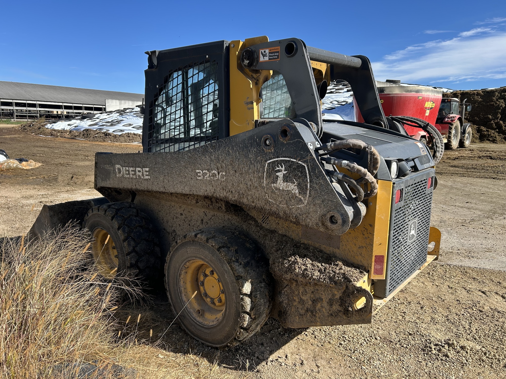 2022 Deere 320G Skid Steer