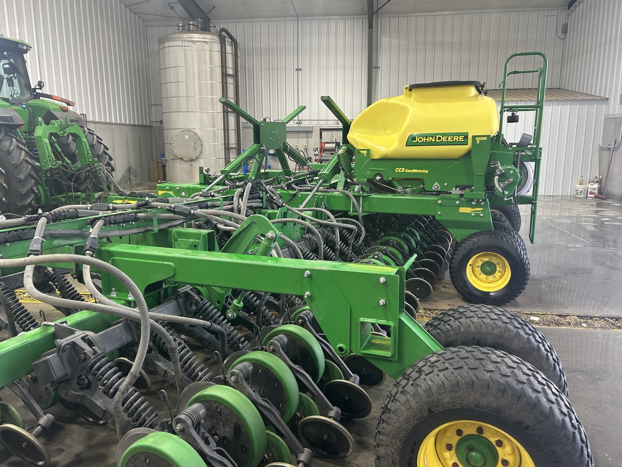2019 John Deere 1990 Air Seeder