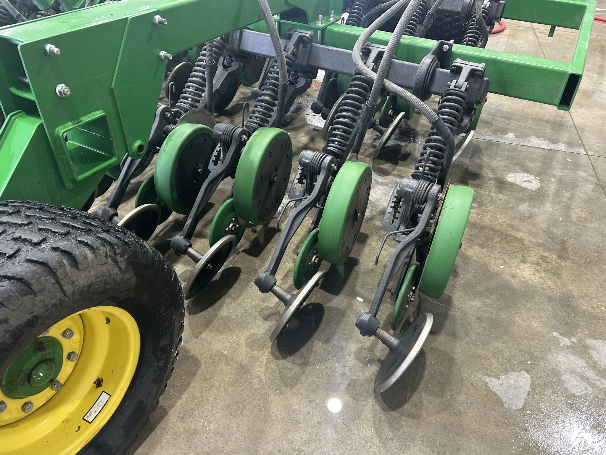 2019 John Deere 1990 Air Seeder