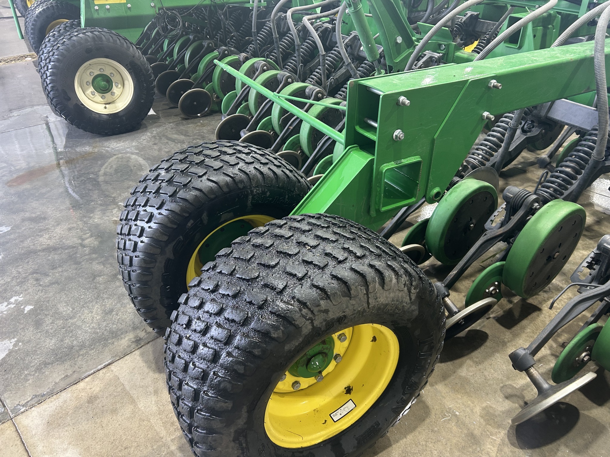 2019 John Deere 1990 Air Seeder
