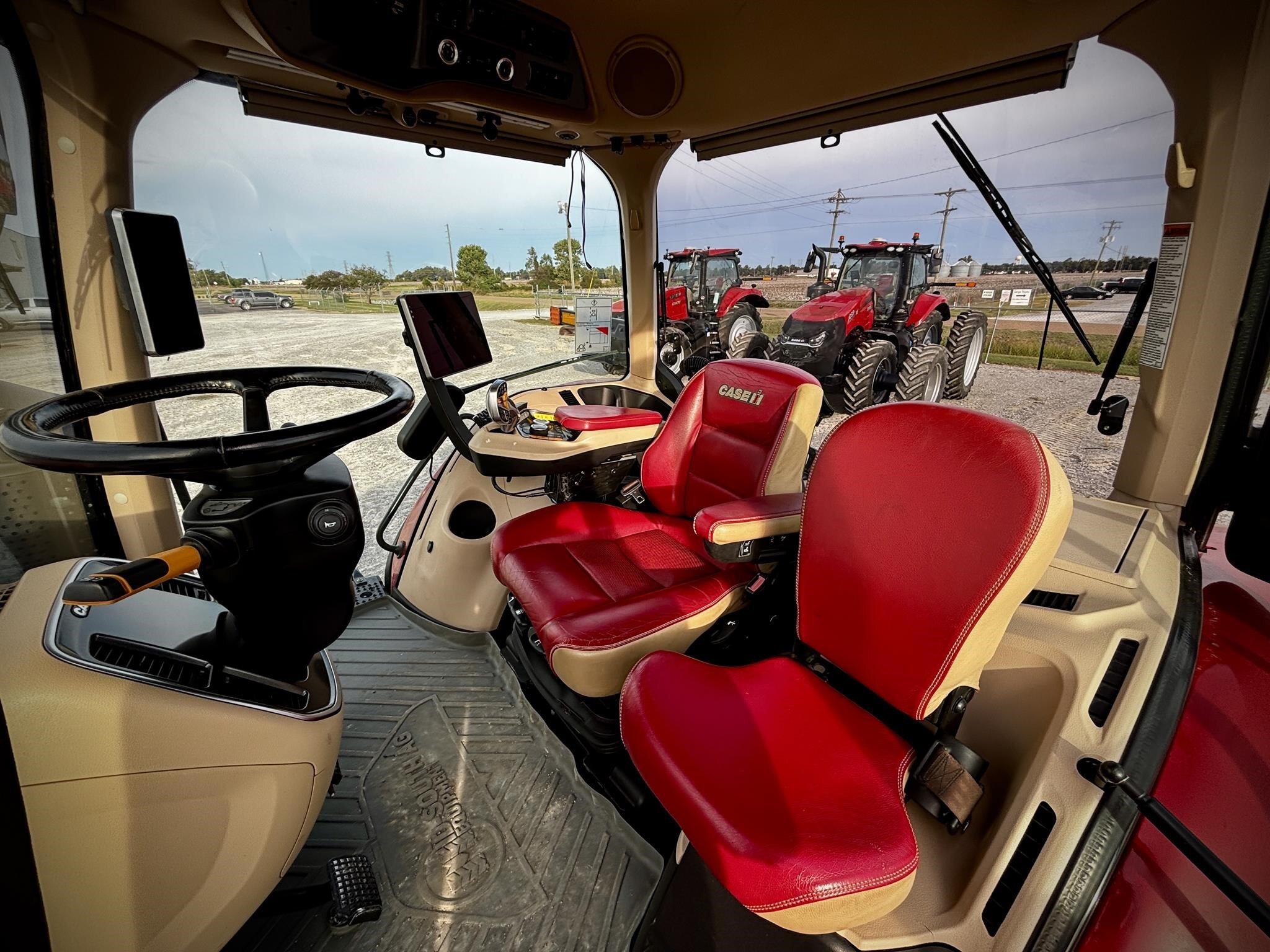 2020 Case IH Magnum 340 Tractor