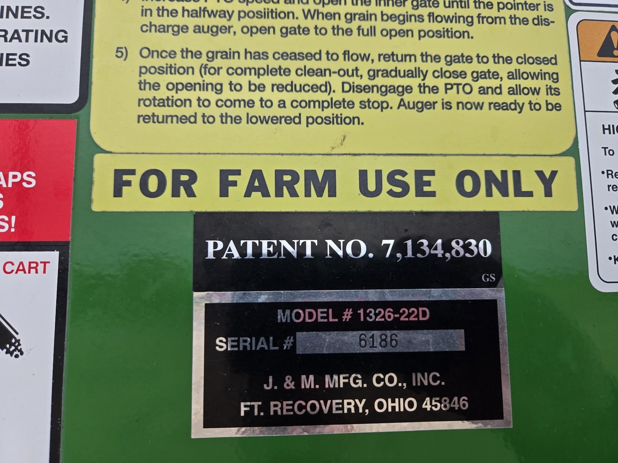 2011 J&M 1326-22D Grain Cart