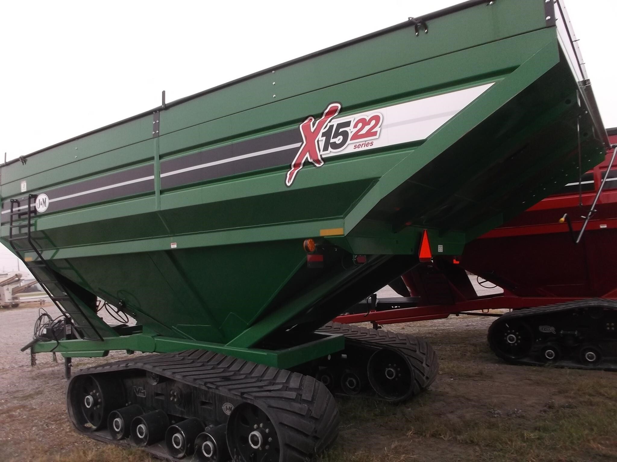 2023 J&M 1522-20T Grain Cart