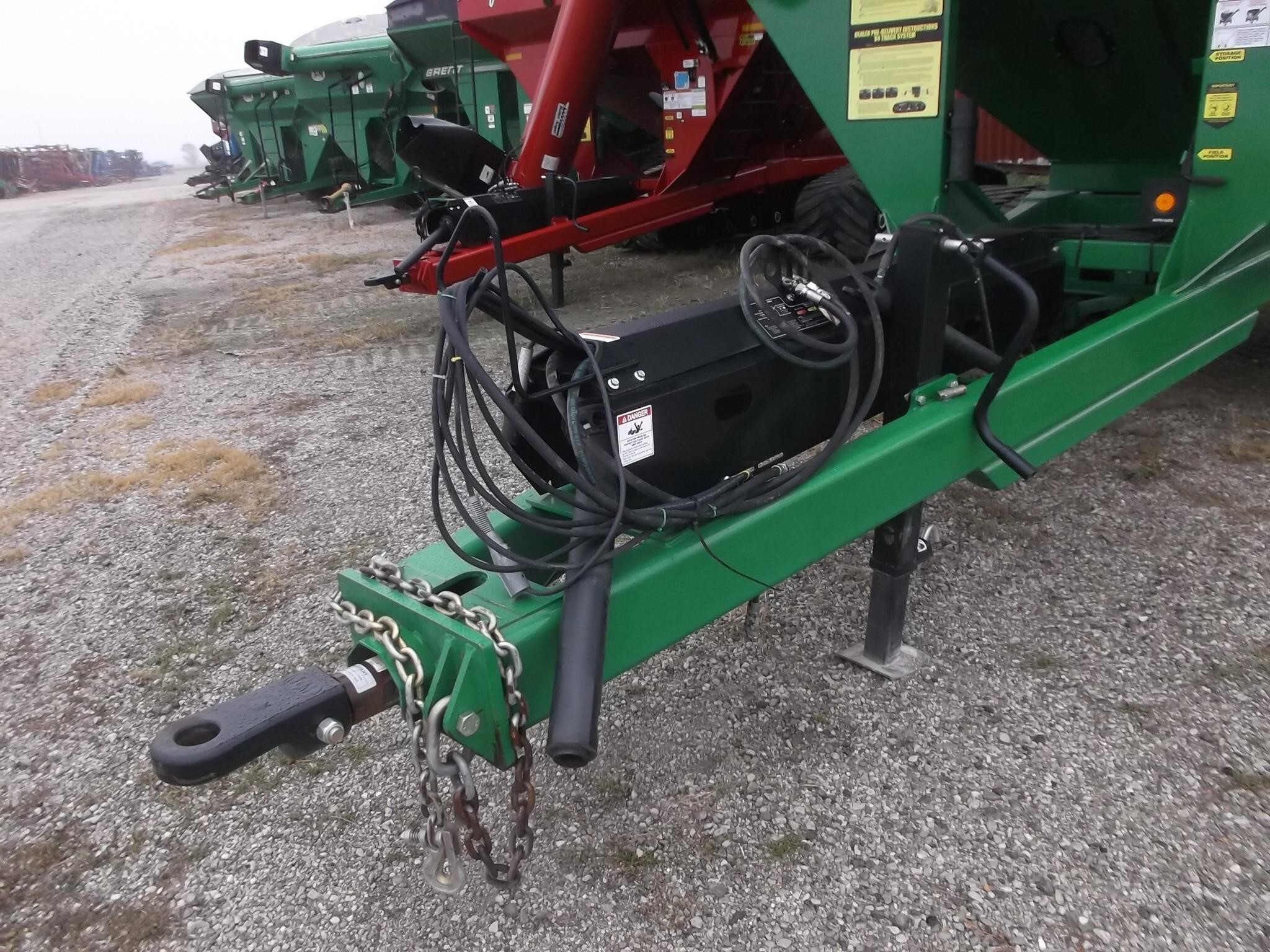 2023 J&M 1522-20T Grain Cart