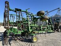  John Deere 2210 Field Cultivator