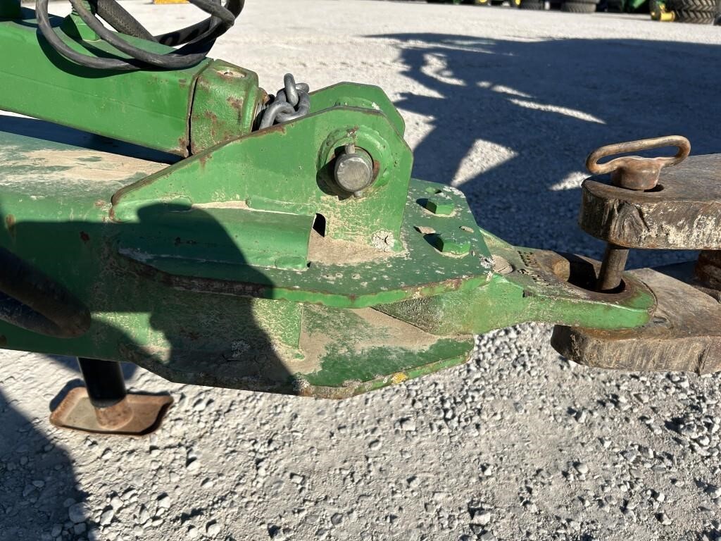 John Deere 2210 Field Cultivator
