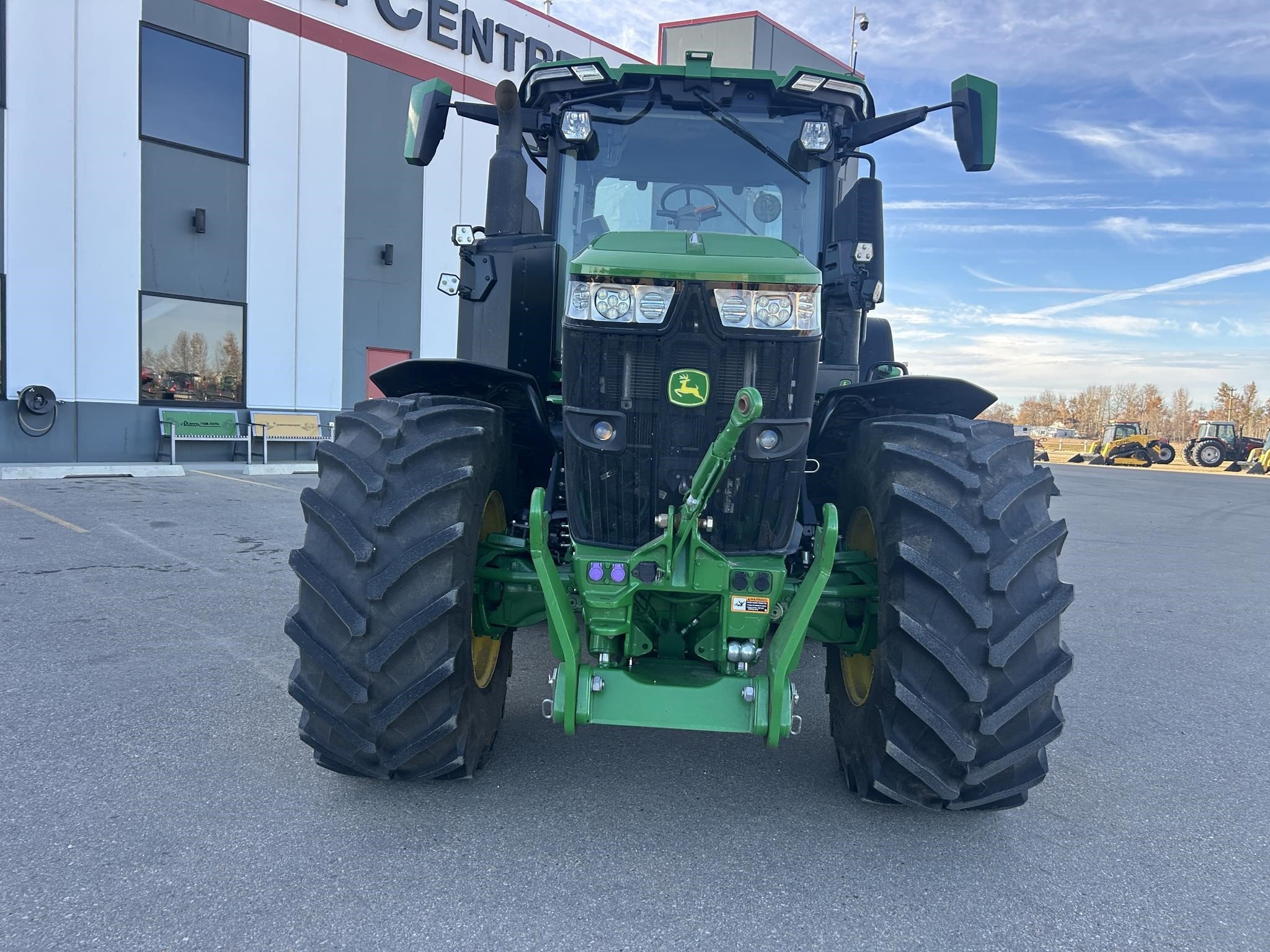 2023 John Deere 7R 230 Tractor