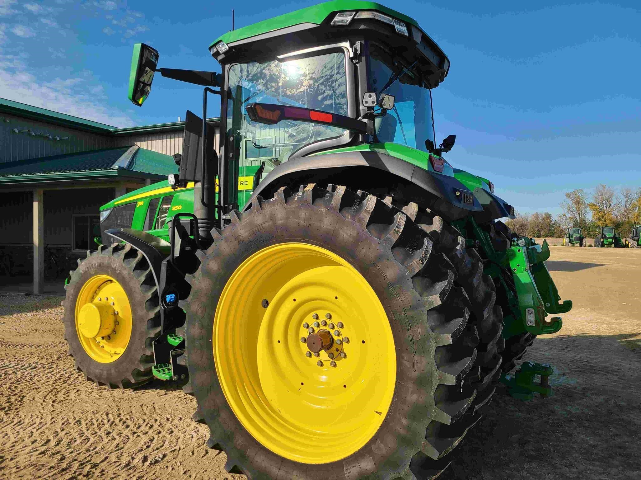 2021 John Deere 7R 350 Tractor