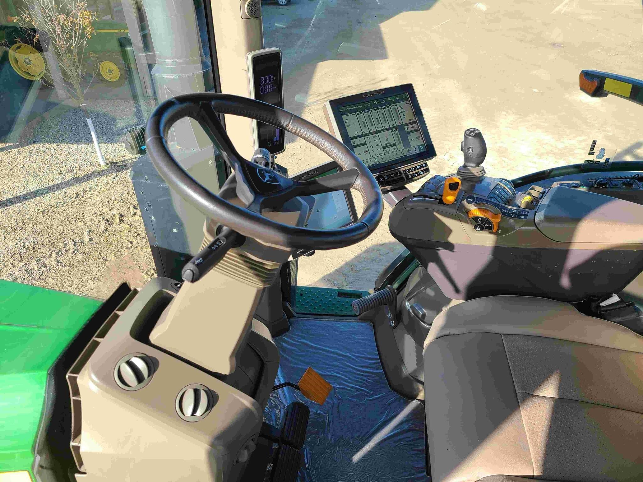 2021 John Deere 7R 350 Tractor