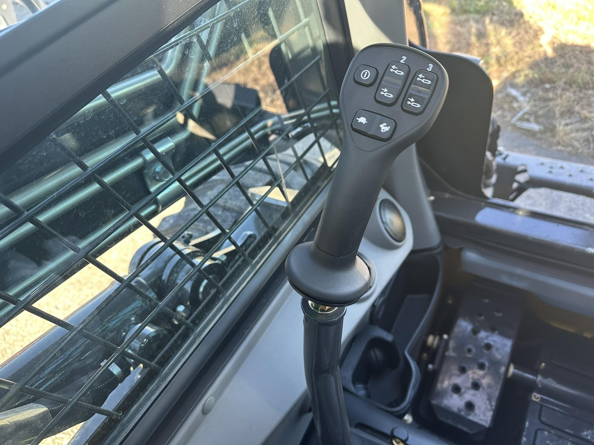 2025 New Holland L320 Skid Steer