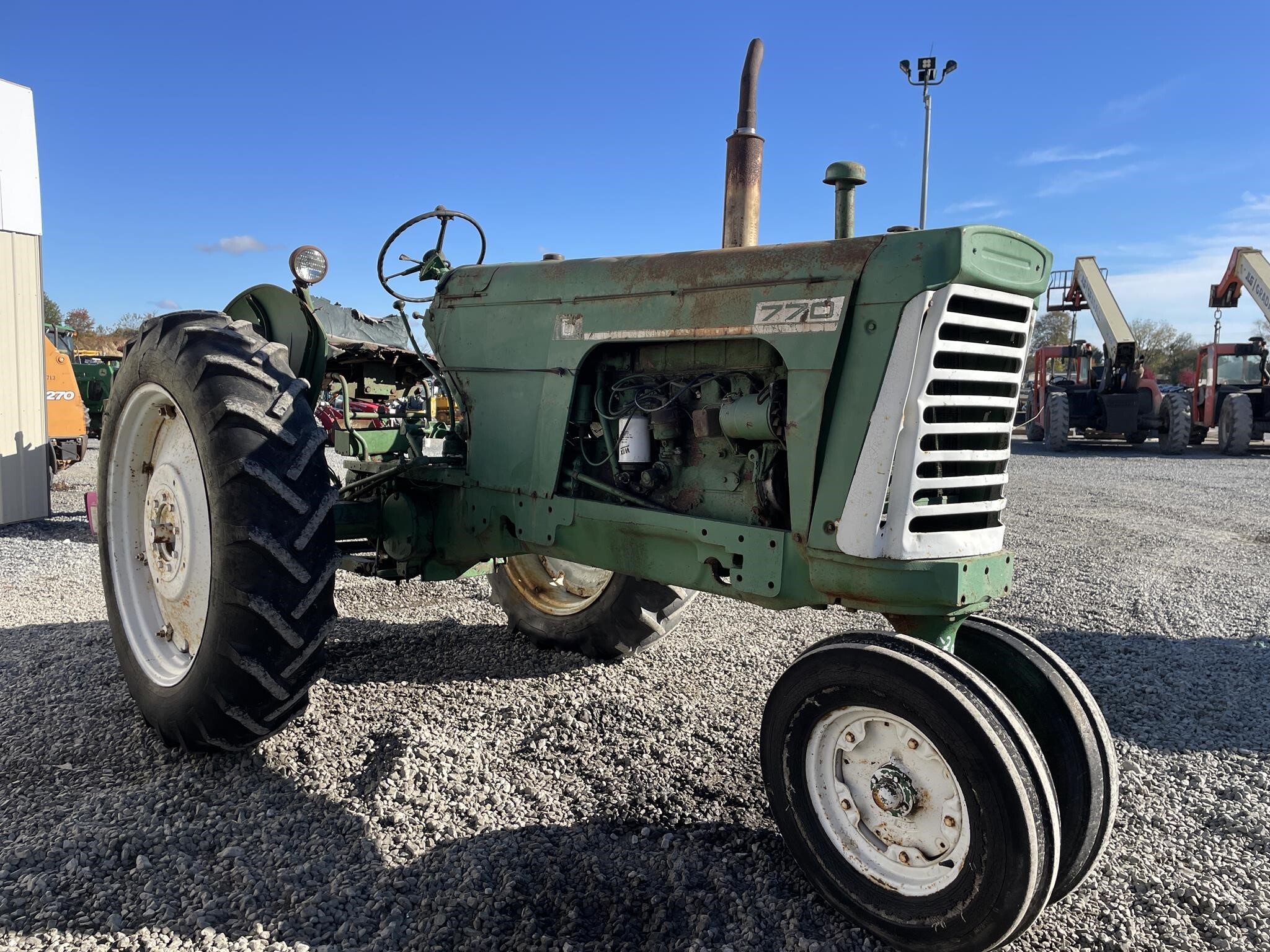 1963 Oliver 770 Tractor