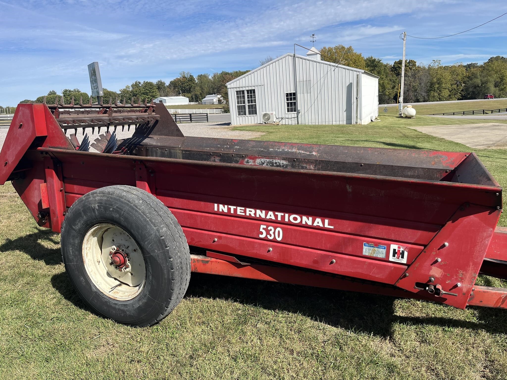  International 530 Manure Spreader