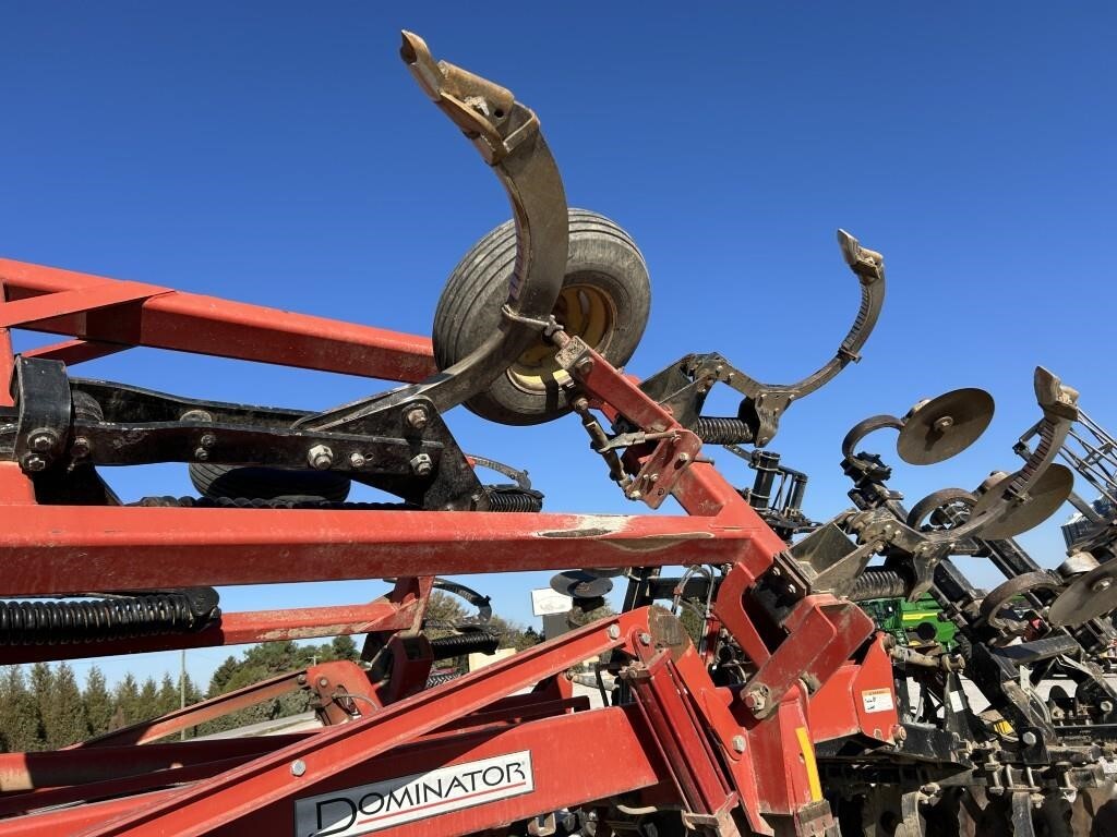 2008 Krause Dominator 4850 Disk Chisel