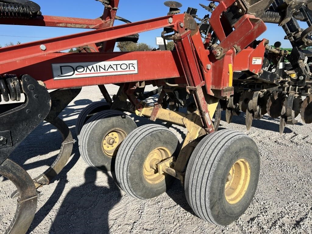 2008 Krause Dominator 4850 Disk Chisel