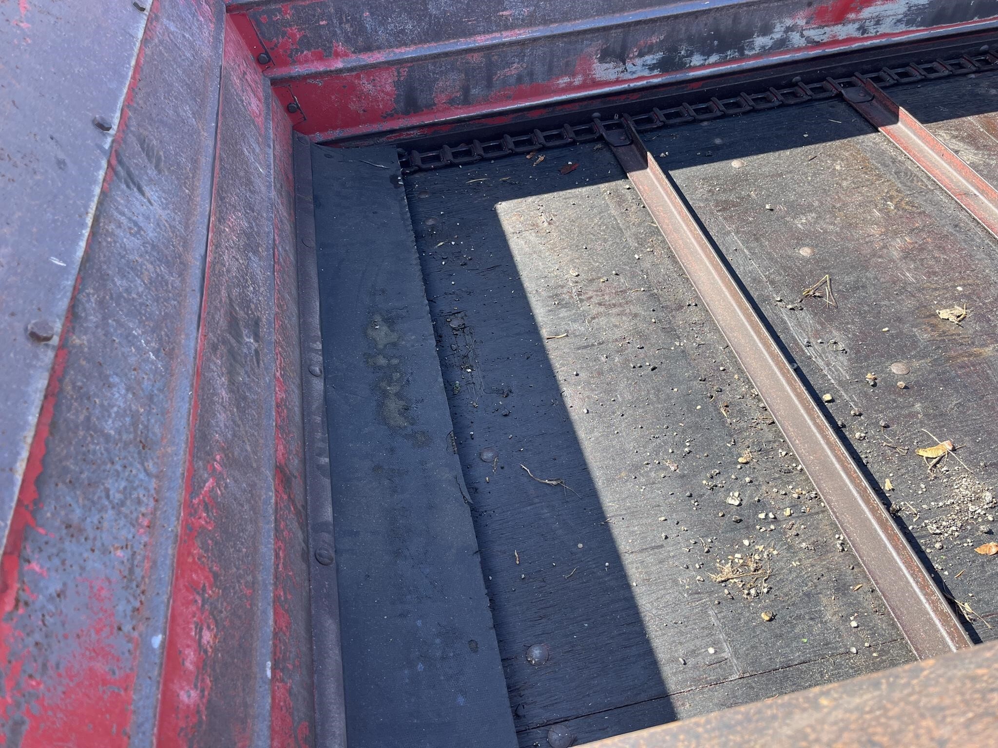  International 530 Manure Spreader