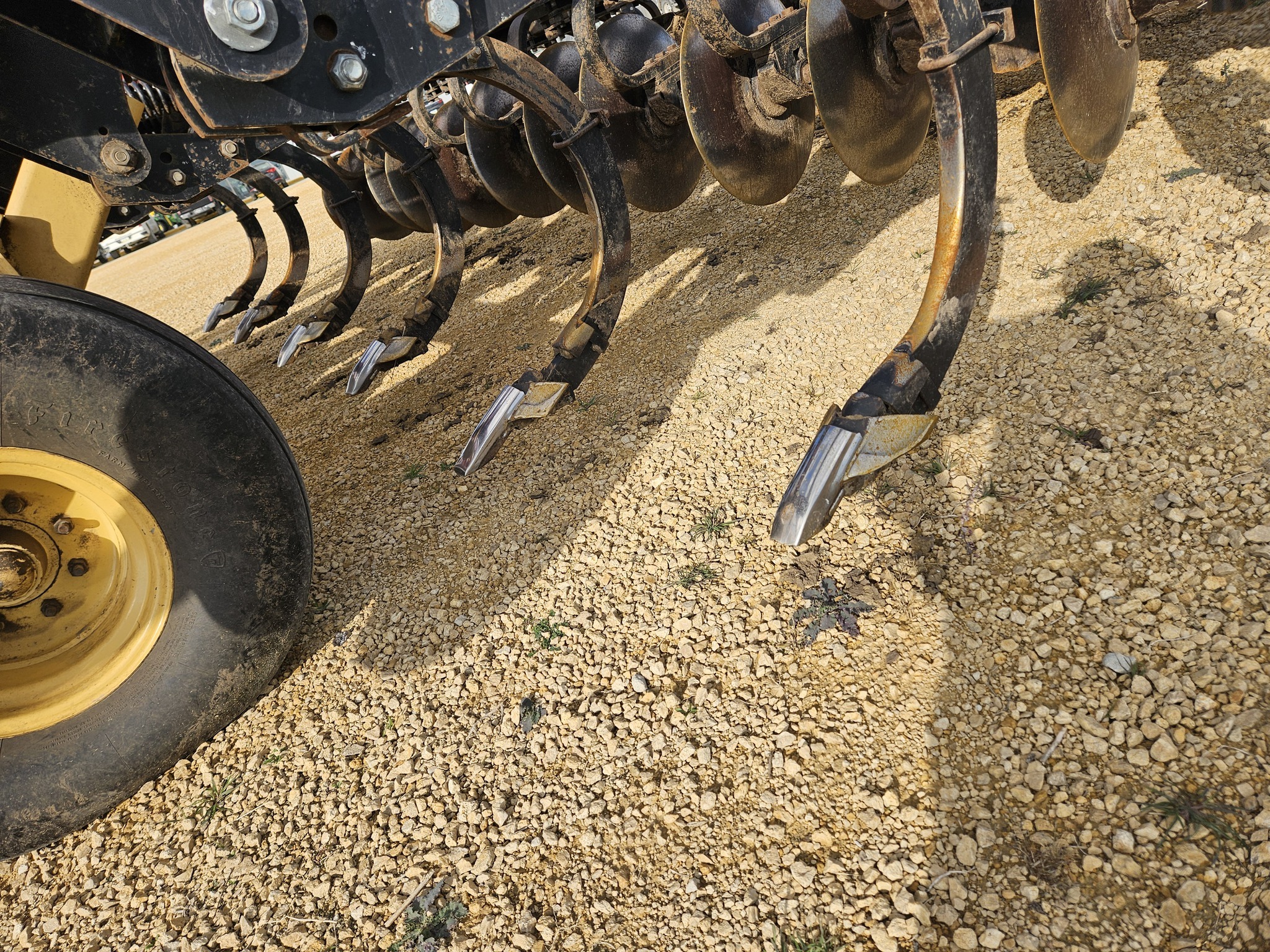 2010 Krause Dominator 4850 Disk Chisel