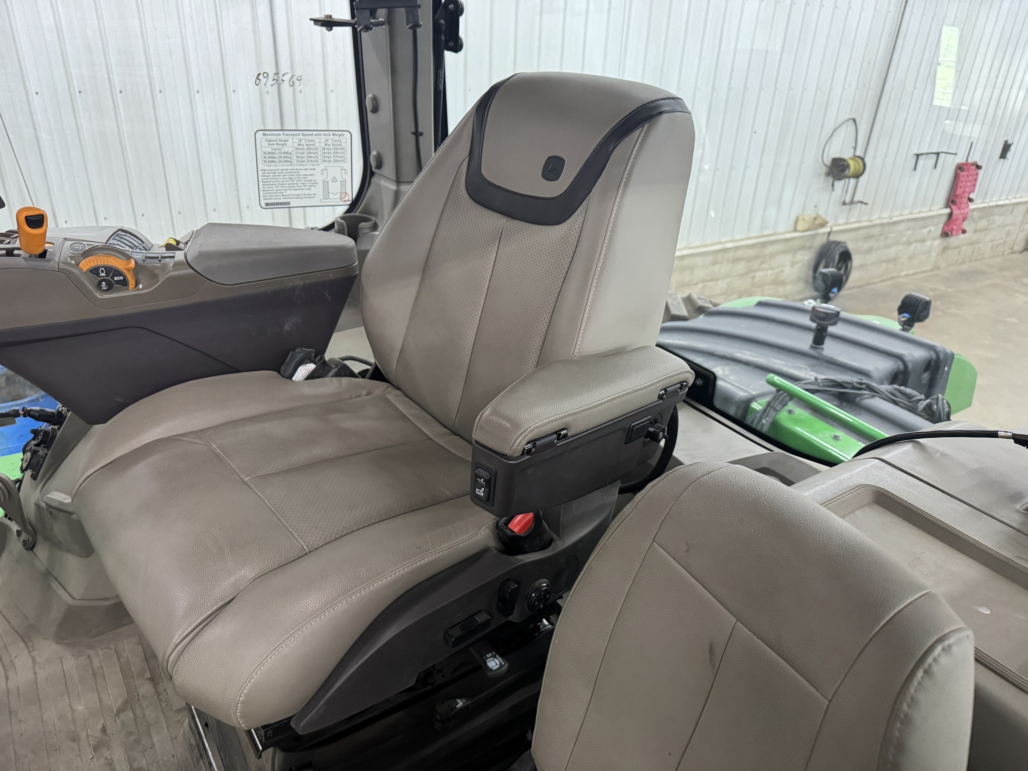 2025 John Deere 9RX 540 Tractor