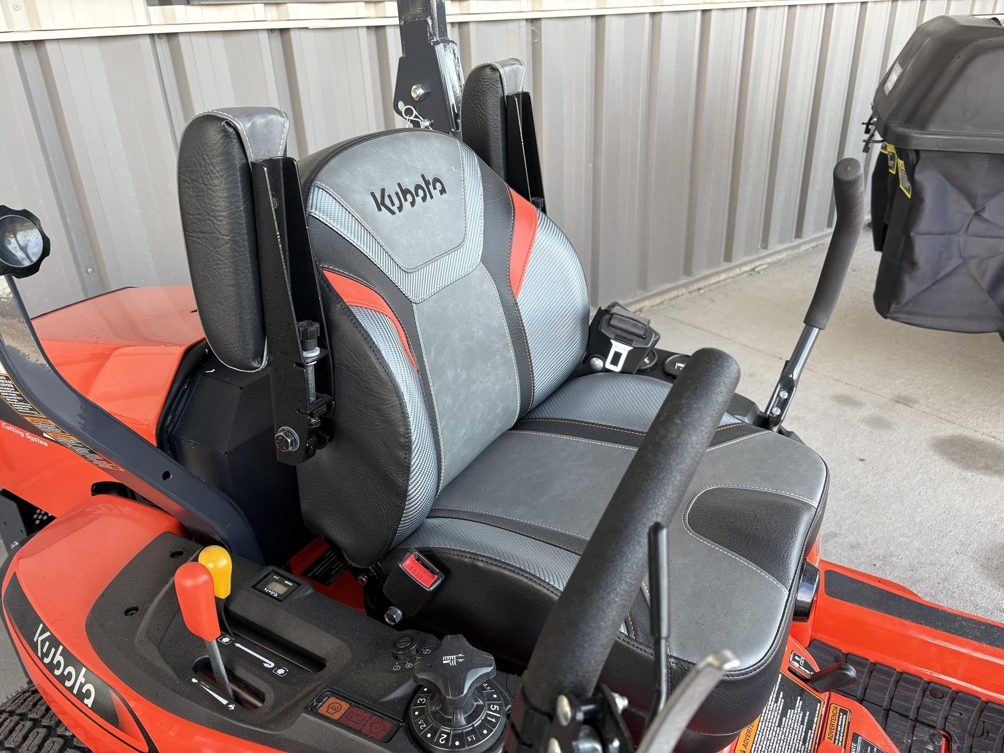 2025 Kubota ZD1011 Lawn Mower