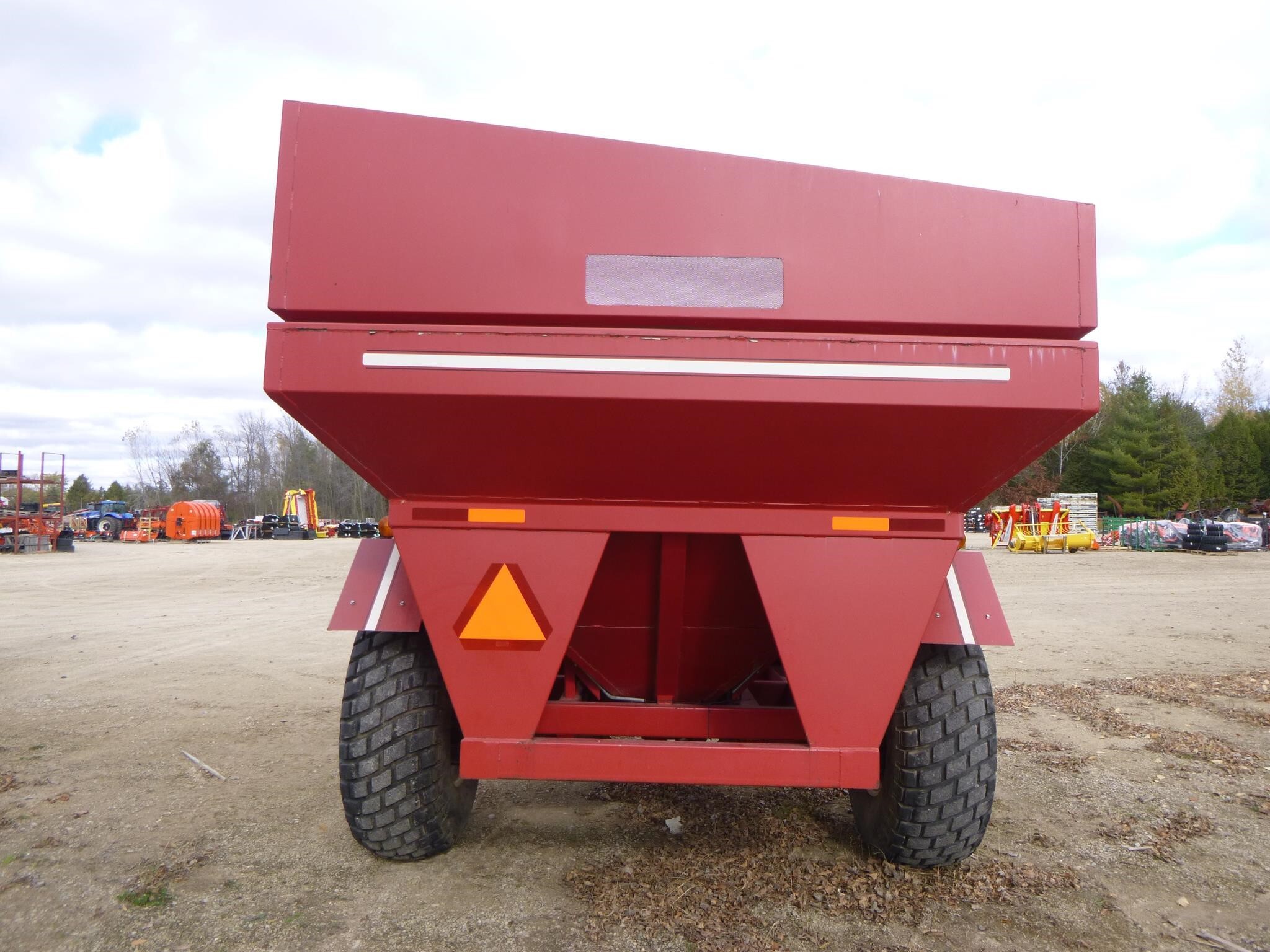  E-Z Trail 510 Grain Cart