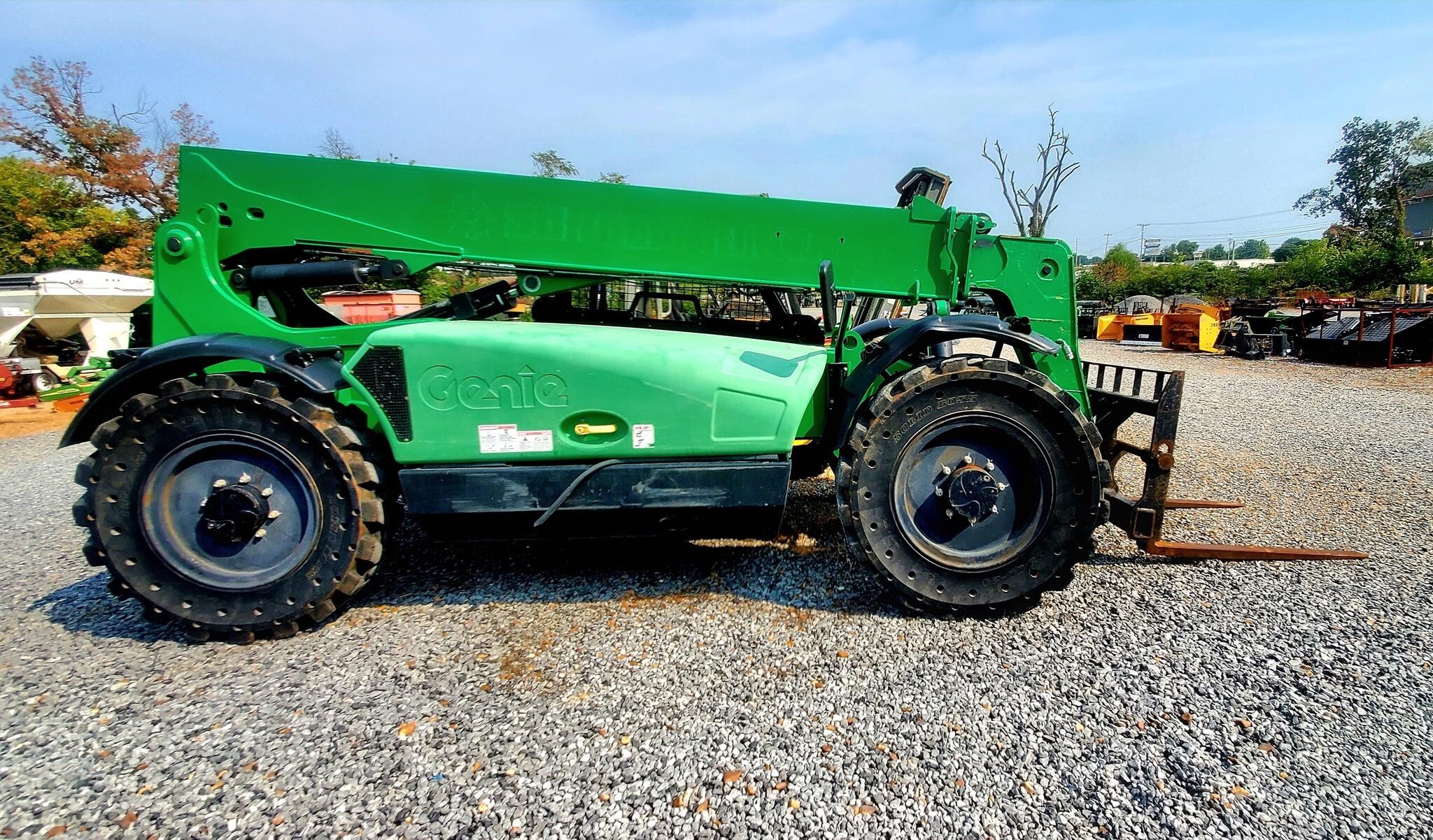2016 Genie GTH636 Telehandler